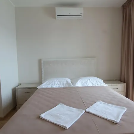 Aqua Appartement Budva