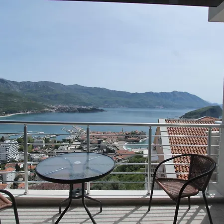 Aqua Appartement Budva